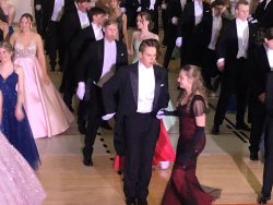 Otso vanhojen tansseissa - Otso at the Senior Prom