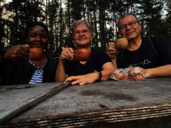 Nossim, Eva ja Antti Porkkalassa -Nossim, Eva and Antti in Porkkala